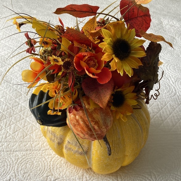Mark Roberts Pumpkin Gourd Fairy Fall Bouquet Botanical Decor Limited Edition - Picture 8 of 15
